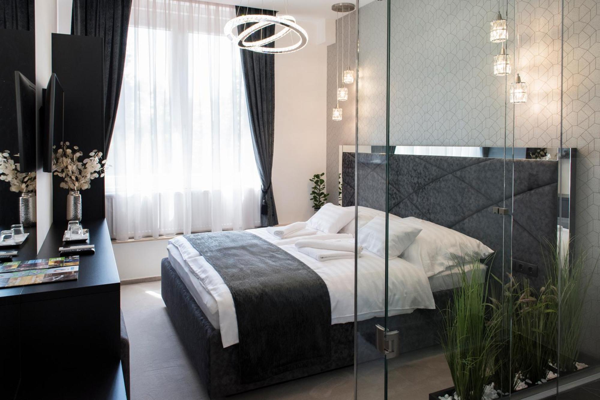 Z Rooms Boutique 佐洛埃格塞格 外观 照片